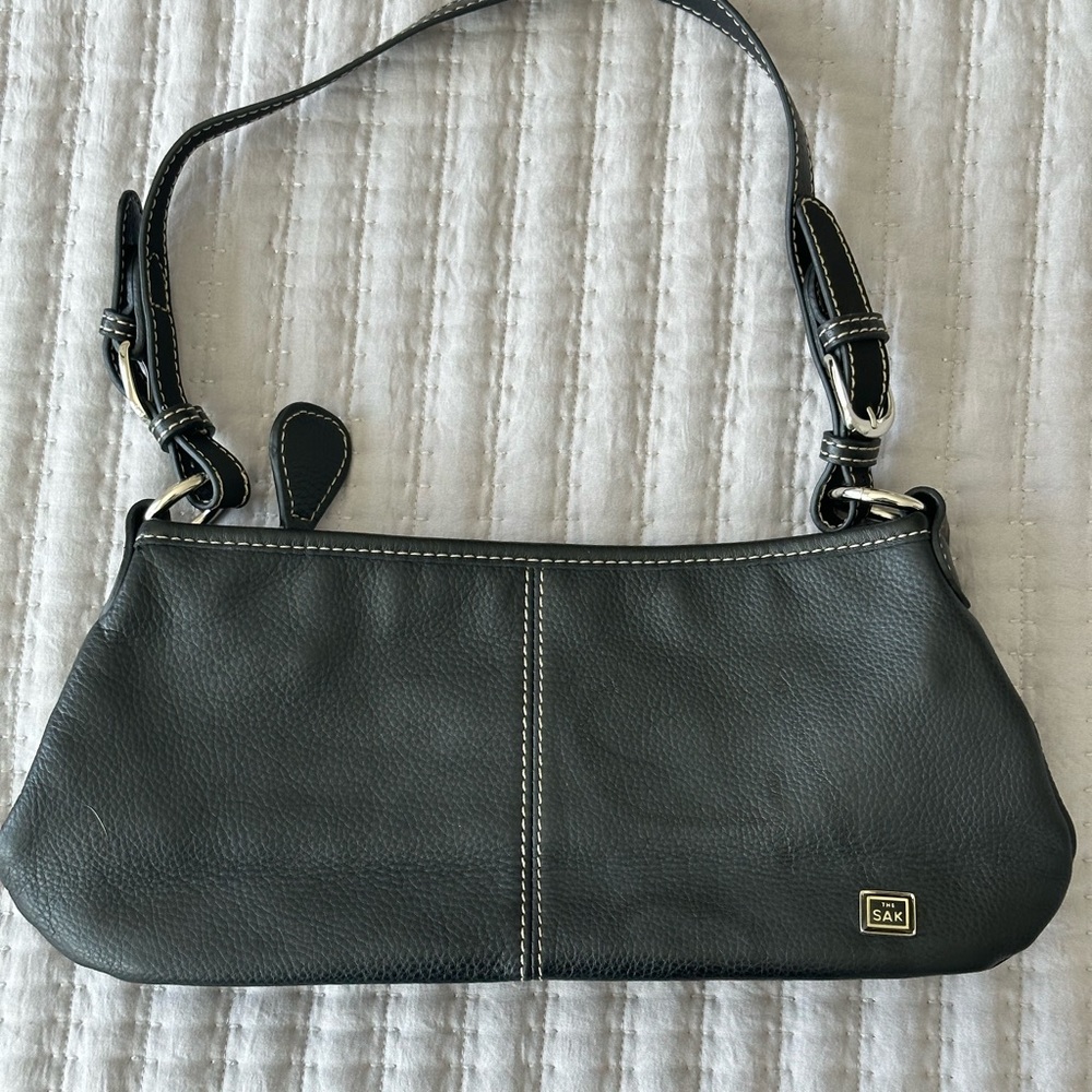 the Sak shoulder bag black